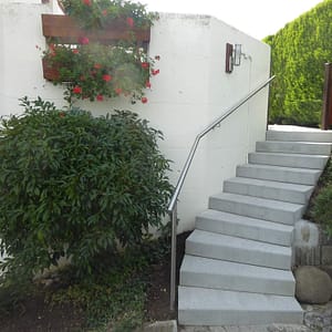 CNS-Treppenhandlauf bei Gartentreppe